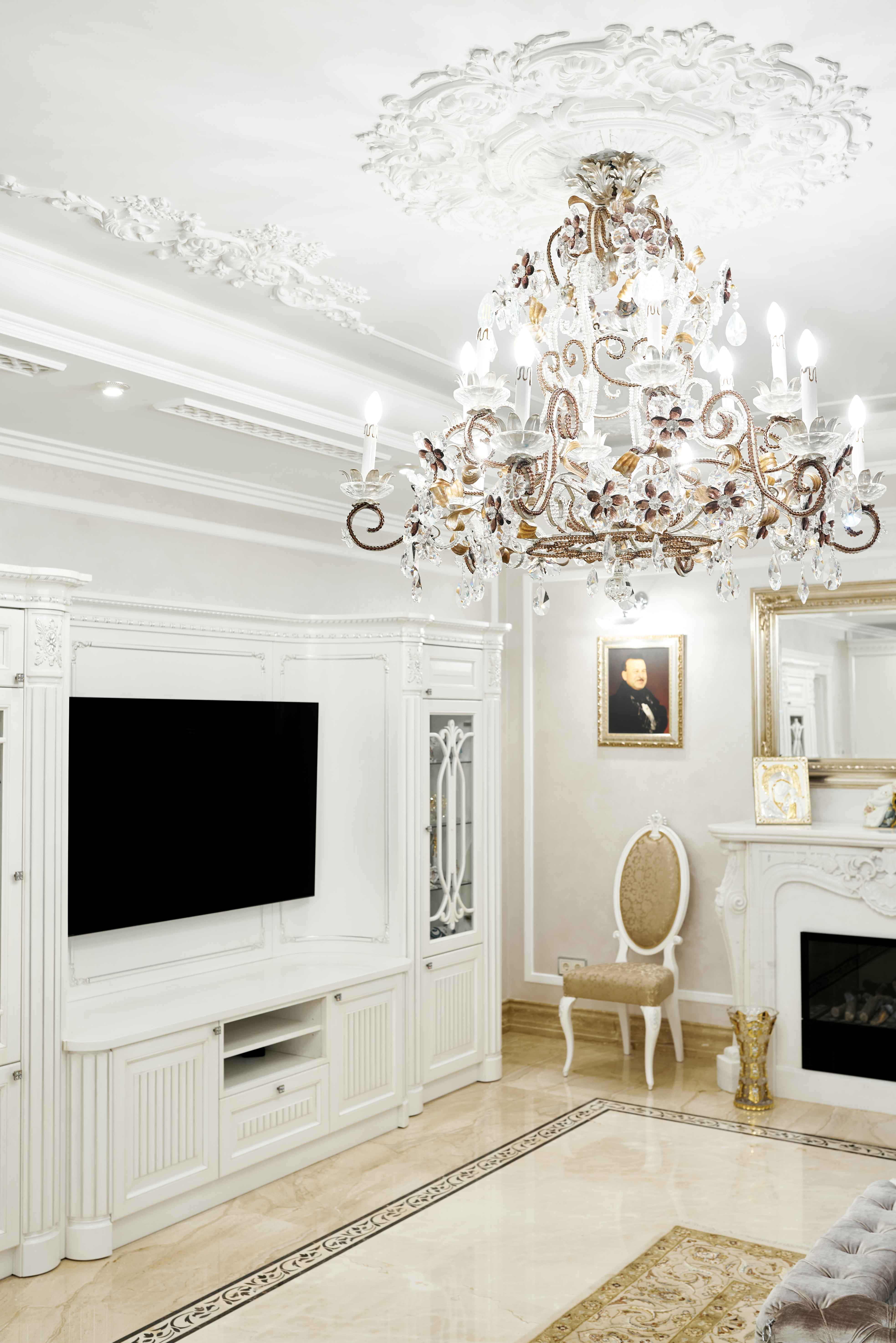 Розкішний класичний інтер'єр