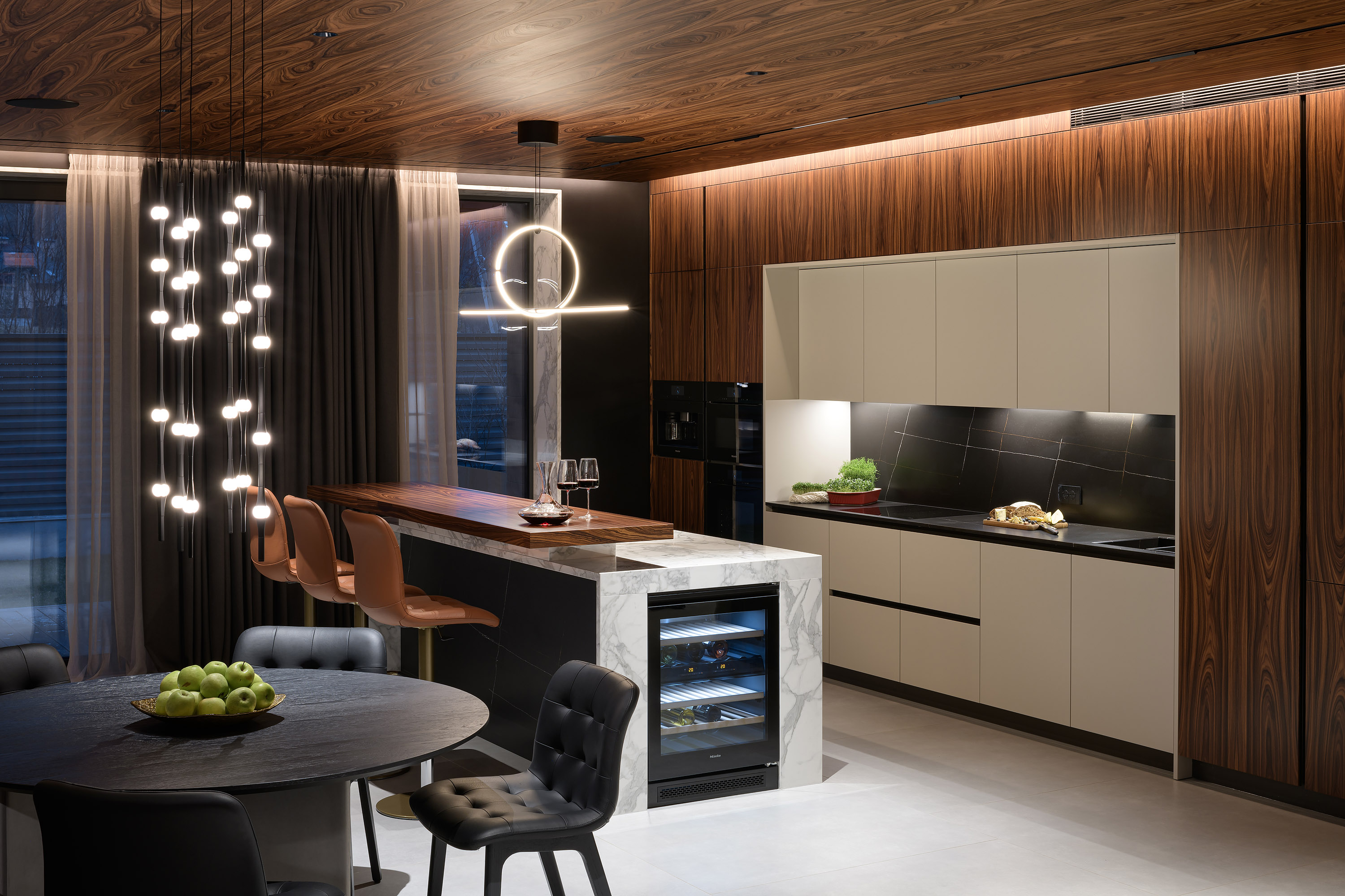 Заміський будинок під Києвом