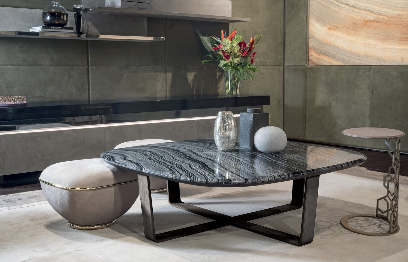 Журнальный столик Omega