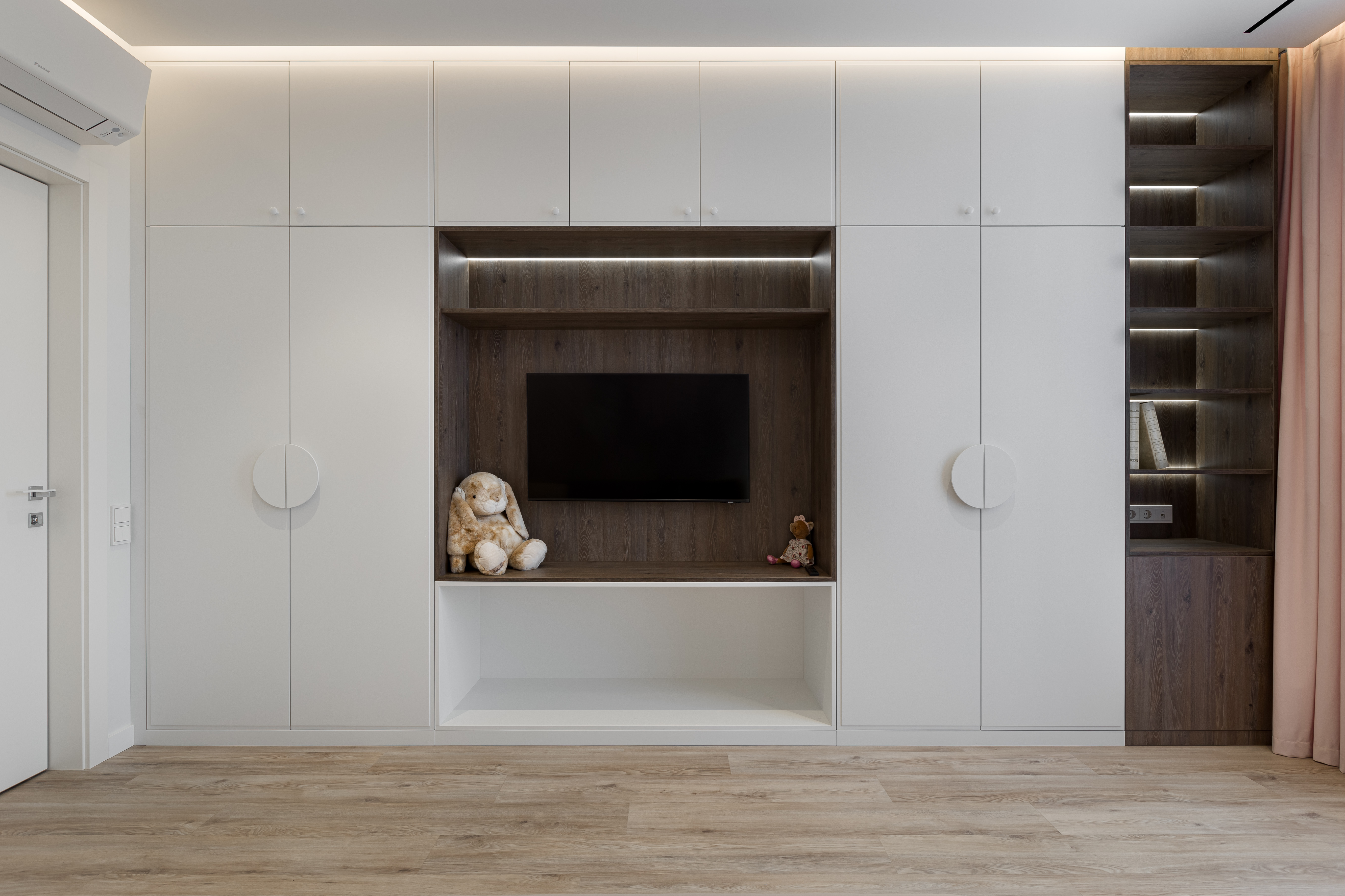 Затишна квартира для сім'ї з дитиною