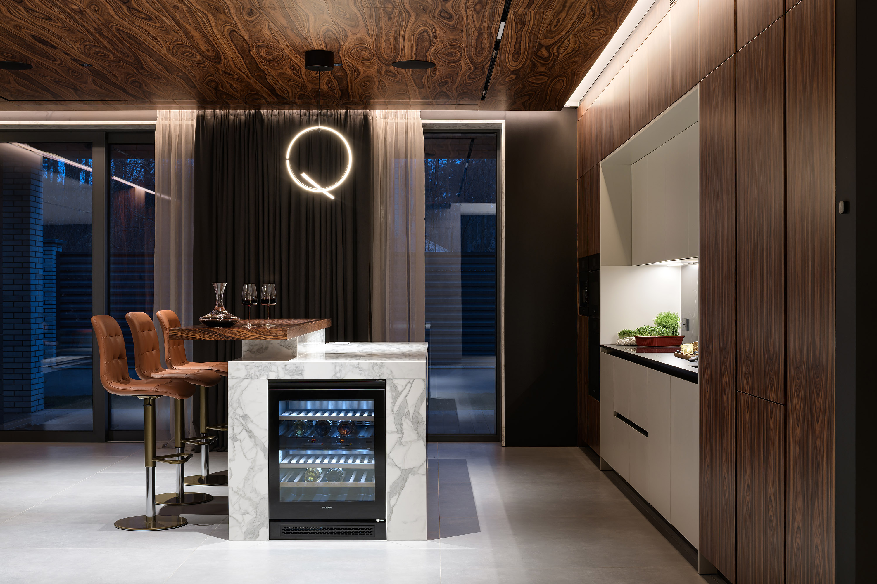 Заміський будинок під Києвом