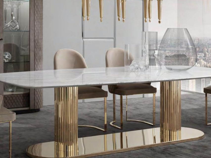 Обеденный Стол Douglas Suite