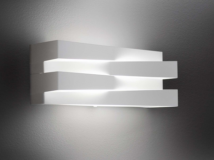 Настенная лампа Cross