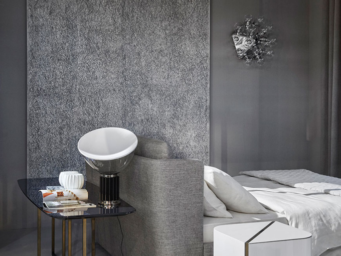 Прикроватна тумбочка Dimitri