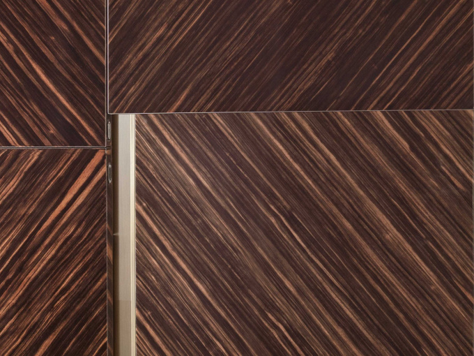 Барна шафа Blade