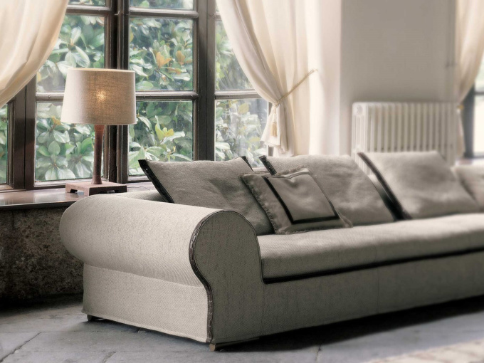 Лампа настільна Lucilla