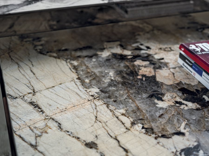 Журнальный столик Edge