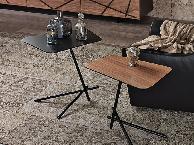 Журнальный стол Laser