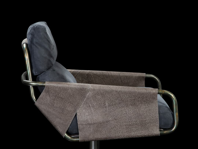 Кресло Voyage-armchair