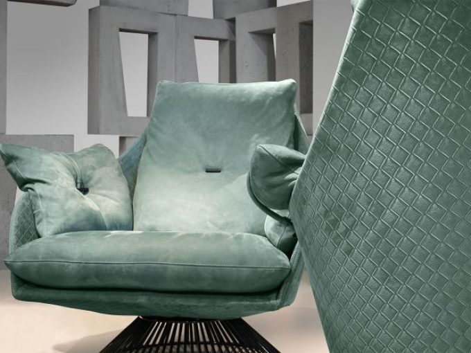 Кресло Gloss Leather