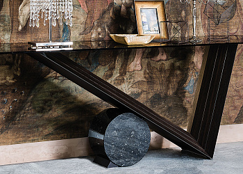 Консоль Valentino