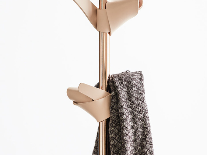 Вешалка Apelle 