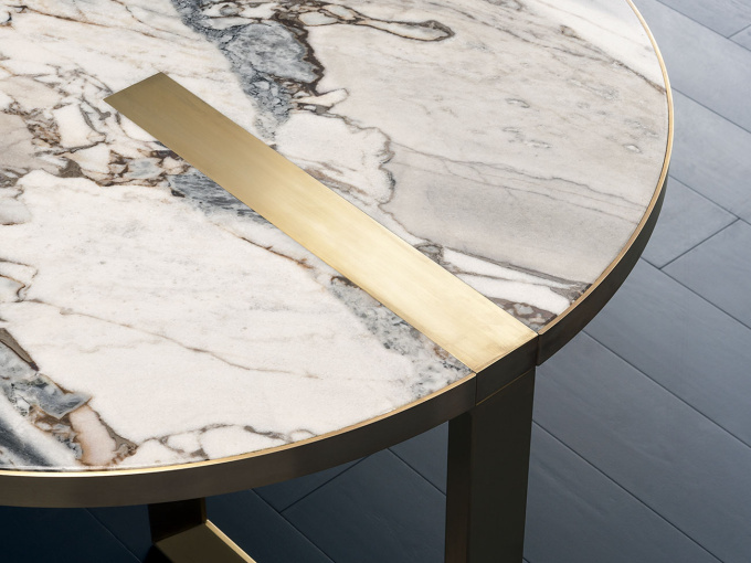 Обеденный стол Selene