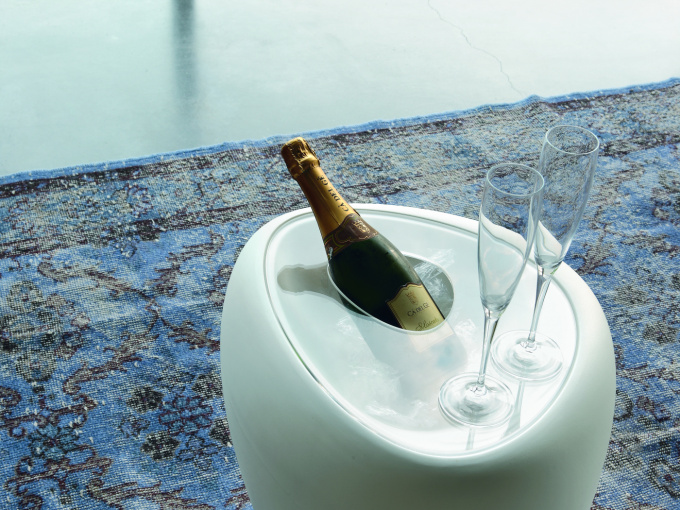 Журнальная стойка Ios