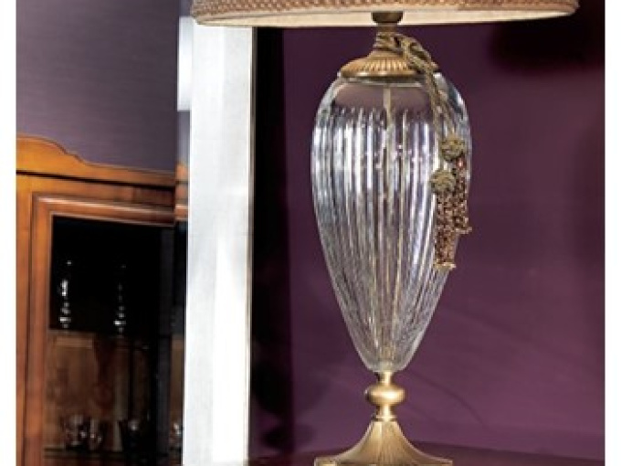 Лампа настільна 1306 G/OVTR