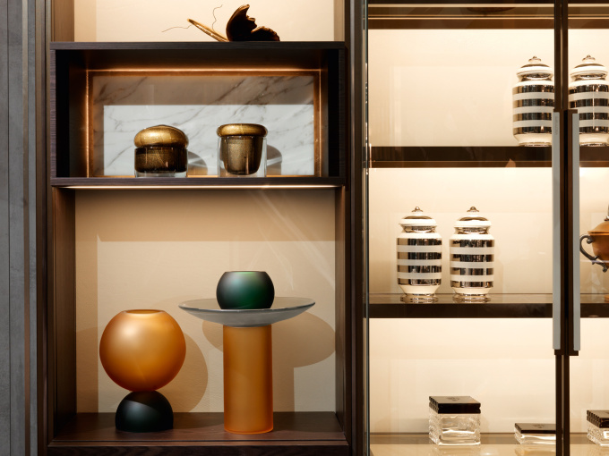 Книжкова полиця Genesis