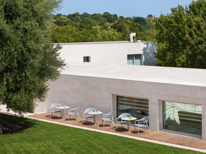 Журнальний столик Summer Set