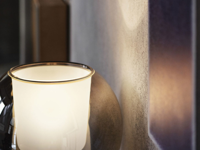 Настольная лампа Glo