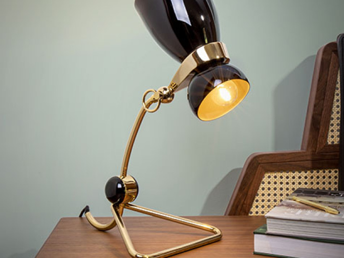 Настольна лампа Amy