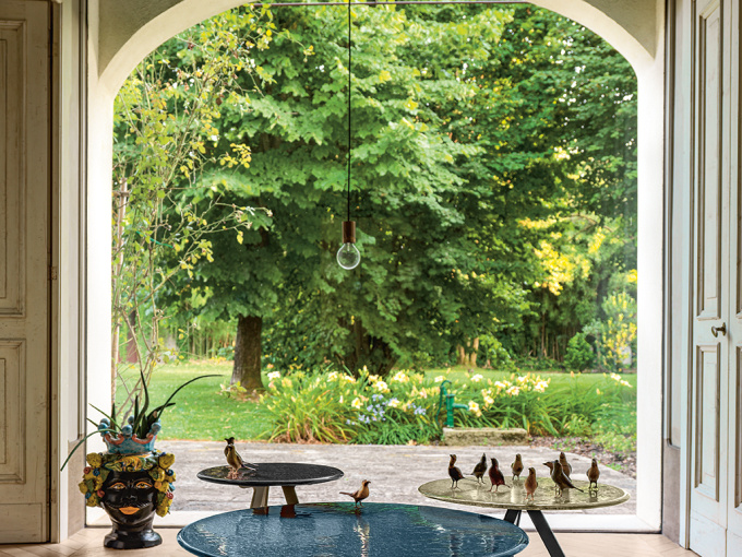 Журнальний столик  Lakes