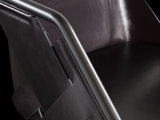 Стул барный Strip stool