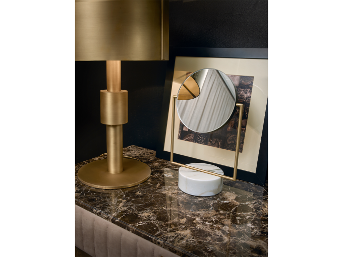 Зеркало Moira