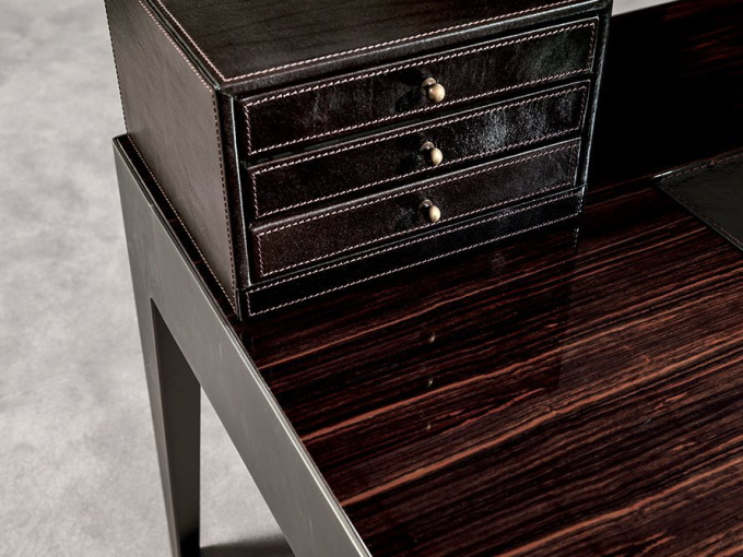 Стол письменный Gorky