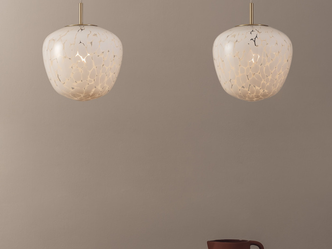 Потолочный светильник Milo White & Satin Brass Pendant