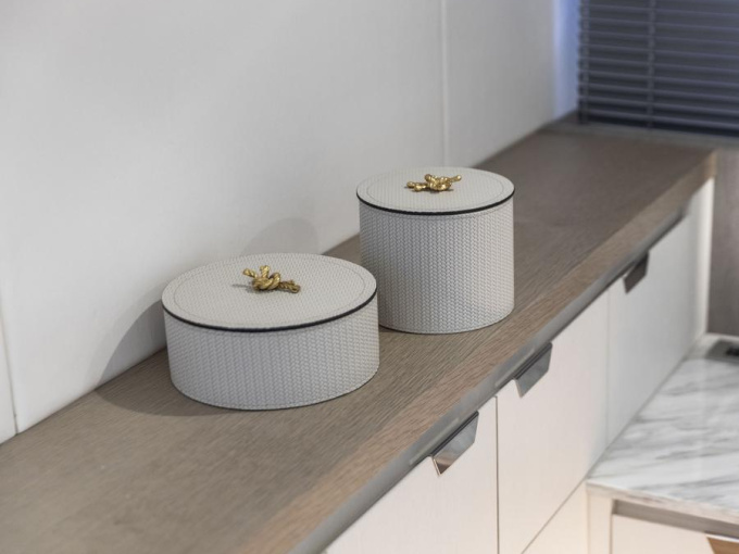 Коробка ROUND BOX THALIA GOLDEN KNOT