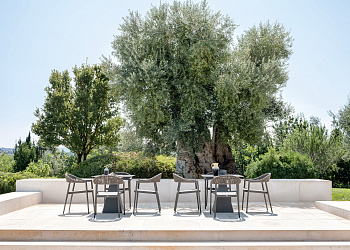 Журнальний столик  Tower