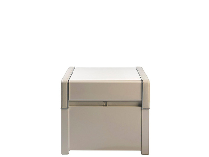 Тумбочка Master