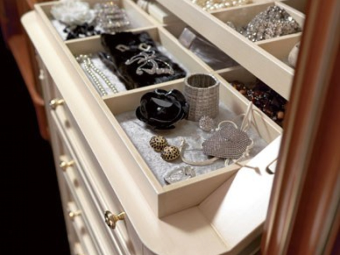 Гардеробна Parisian Opera