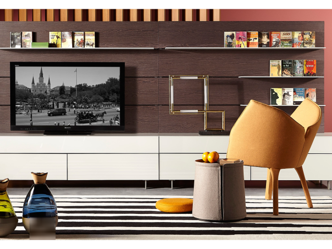 Стол-пьедестал Corum