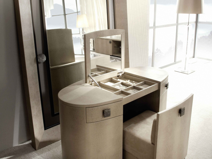 Туалетный Столик 9998