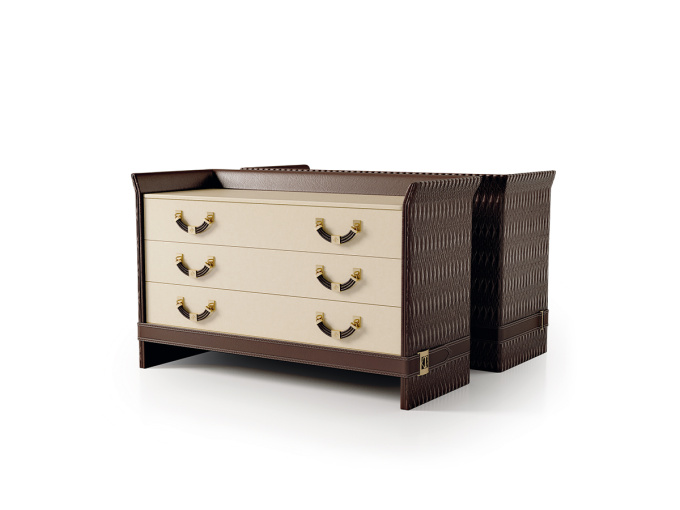 NUMERO TRE CHEST OF DRAWERS