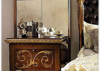 Прикроватная тумбочка Cappellini Intagli