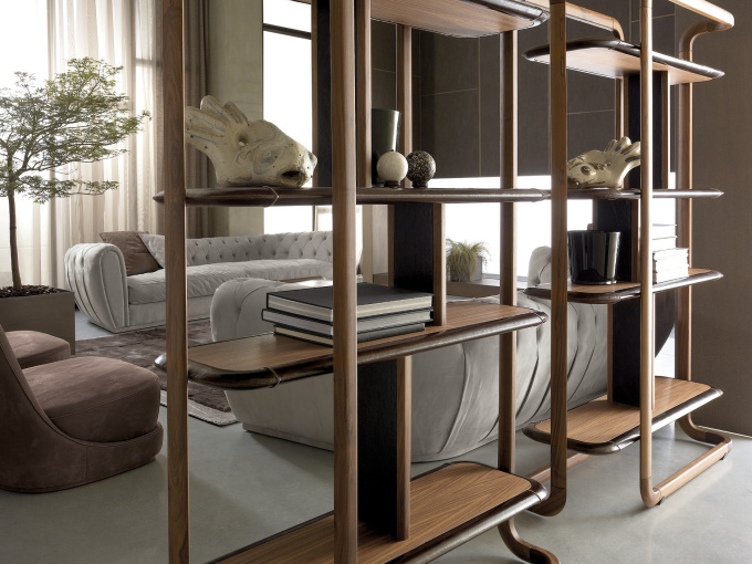 Книжкова полиця Doom