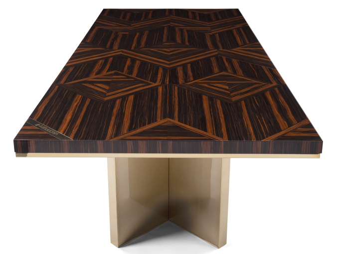 Обеденний стіл Спокуса