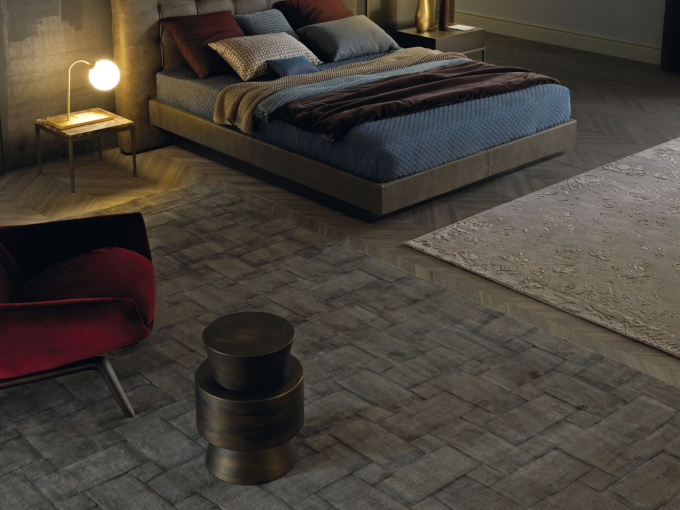 Журнальний стол