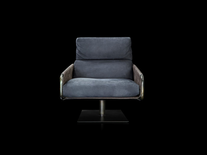 Кресло Voyage-armchair