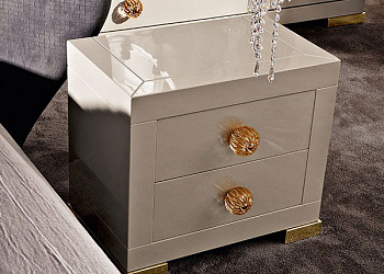 Прикроватна тумба G1581