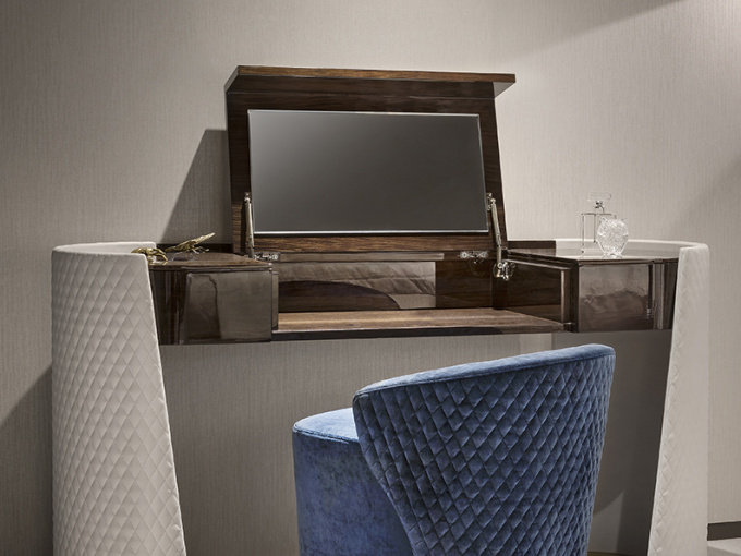 Консоль Majestic