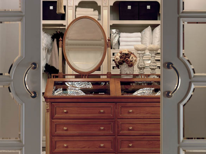 Гардеробна Petersburg