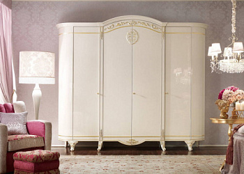 Шкаф Diamante 