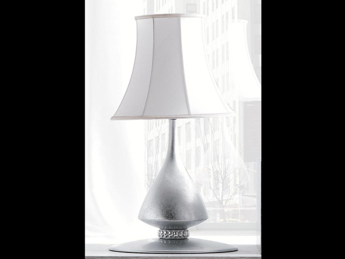 Настольная лампа  Leon