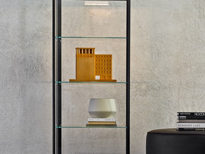 Стеллаж 45°/Vetrina