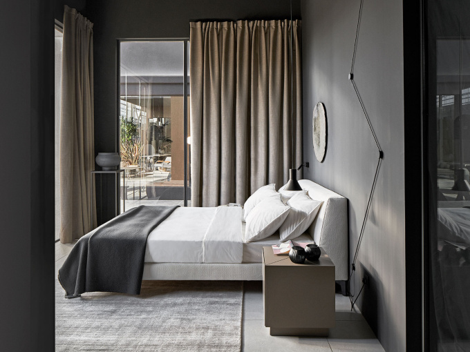 Прикроватна тумбочка Karl