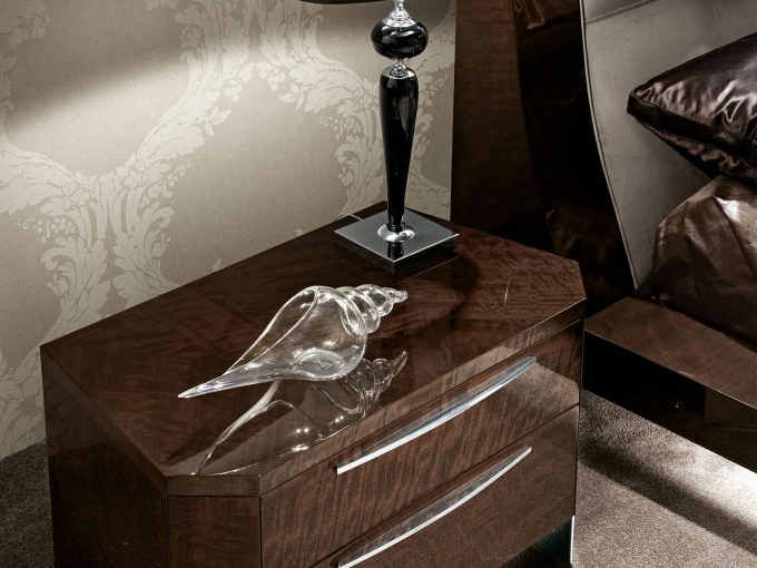 Тумбочка 530