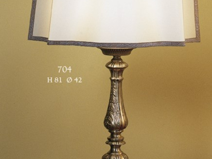 Лампа 704