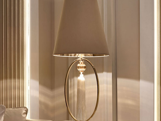 Настільна Лампа G3044